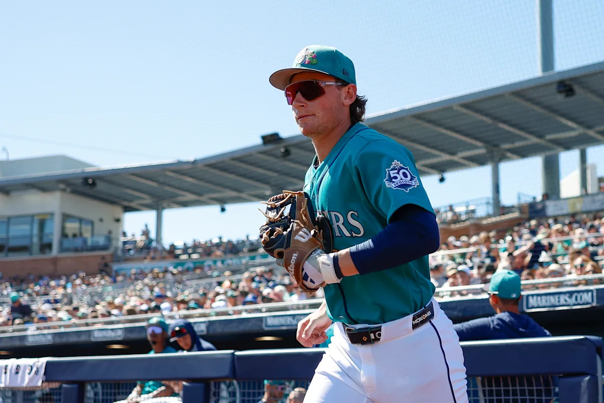 Colt Emerson's Standard extension with Mariners shows belief that he could be a star observed today