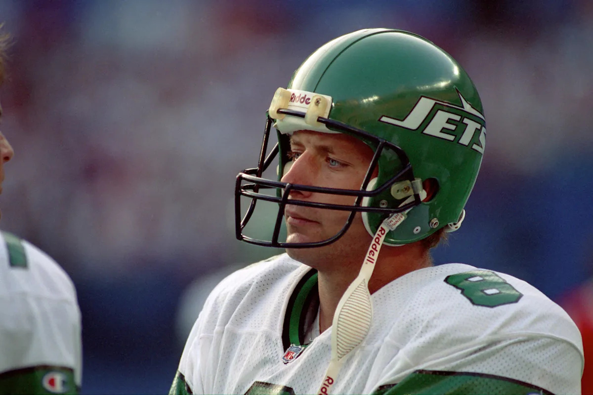 Former Jets QB and Louisville star Browning Nagle dead at 57 due to colon cancer takes center stage
