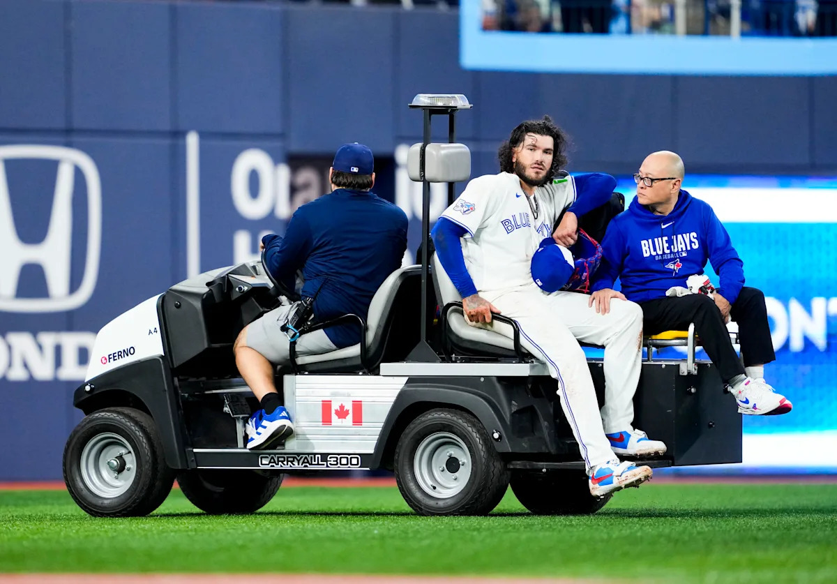 Blue Jays pitcher Cody Ponce carted off with injury in Inaugural MLB Begin since 2021