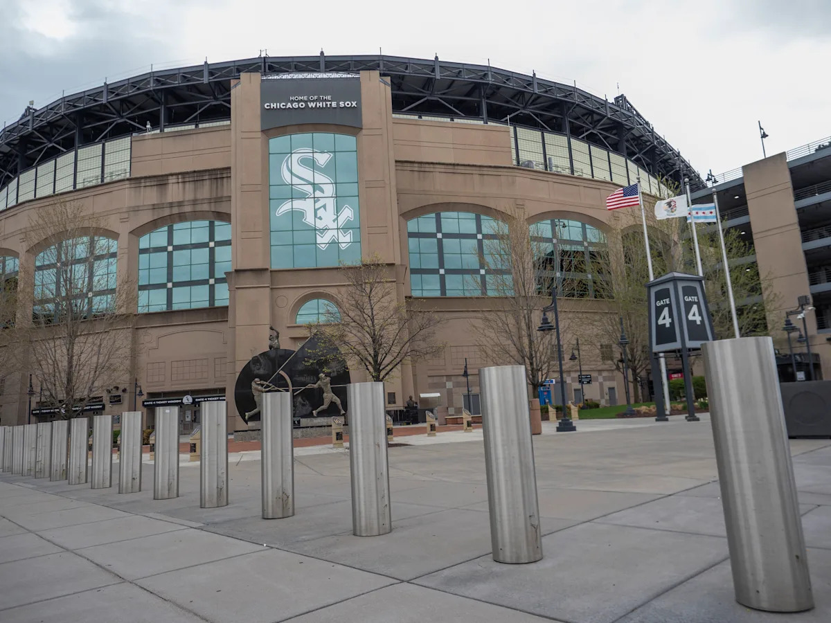 White Sox anthem singer alert at hospital after collapsing on field before Engagement hits headlines