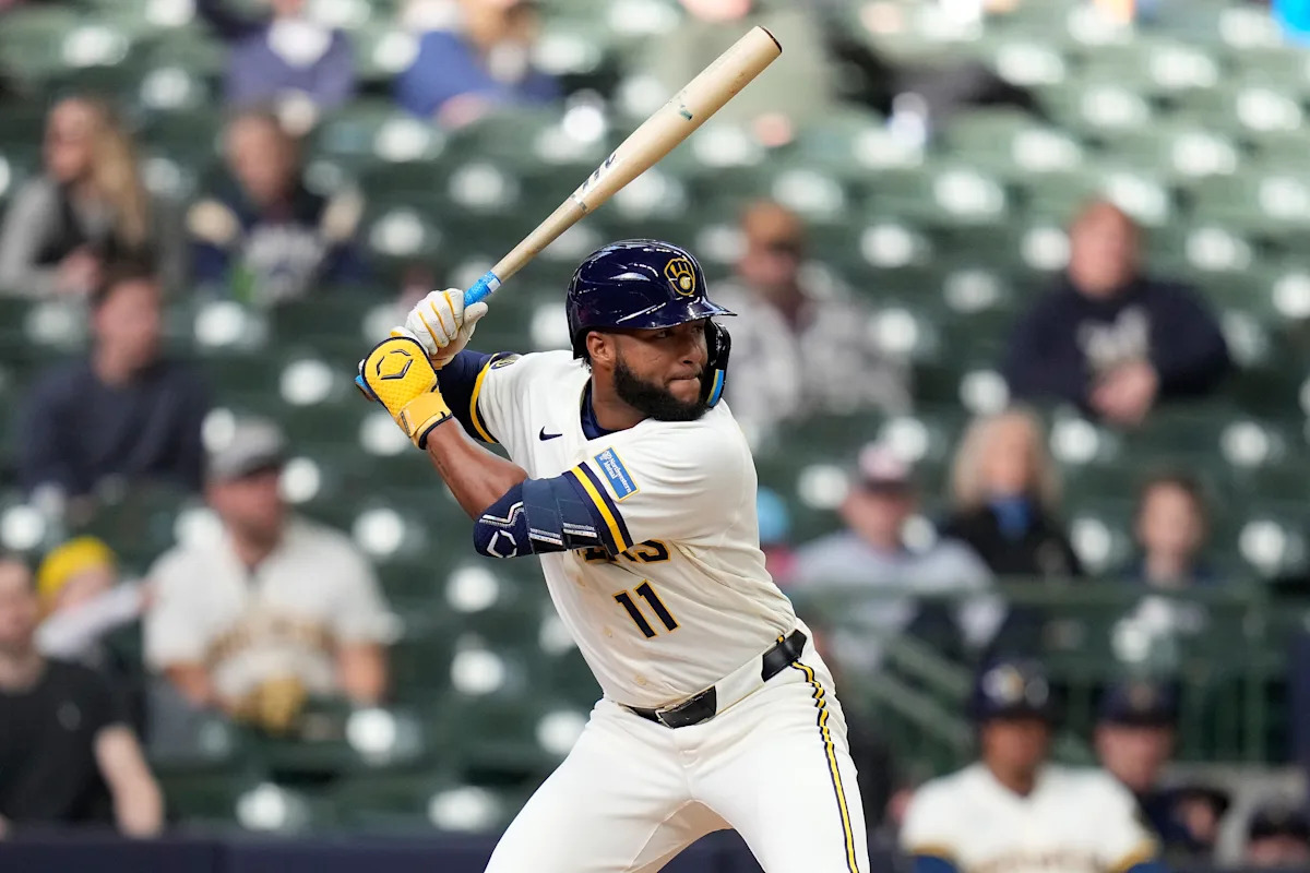 Brewers' OF Jackson Chourio placed on 10- day IL with broken Exited hand