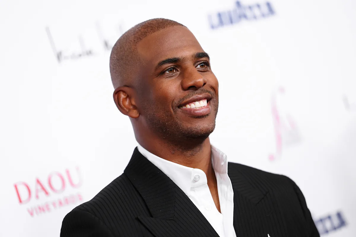 Chris Paul dances on Clippers' grave with meme after play-in collapse