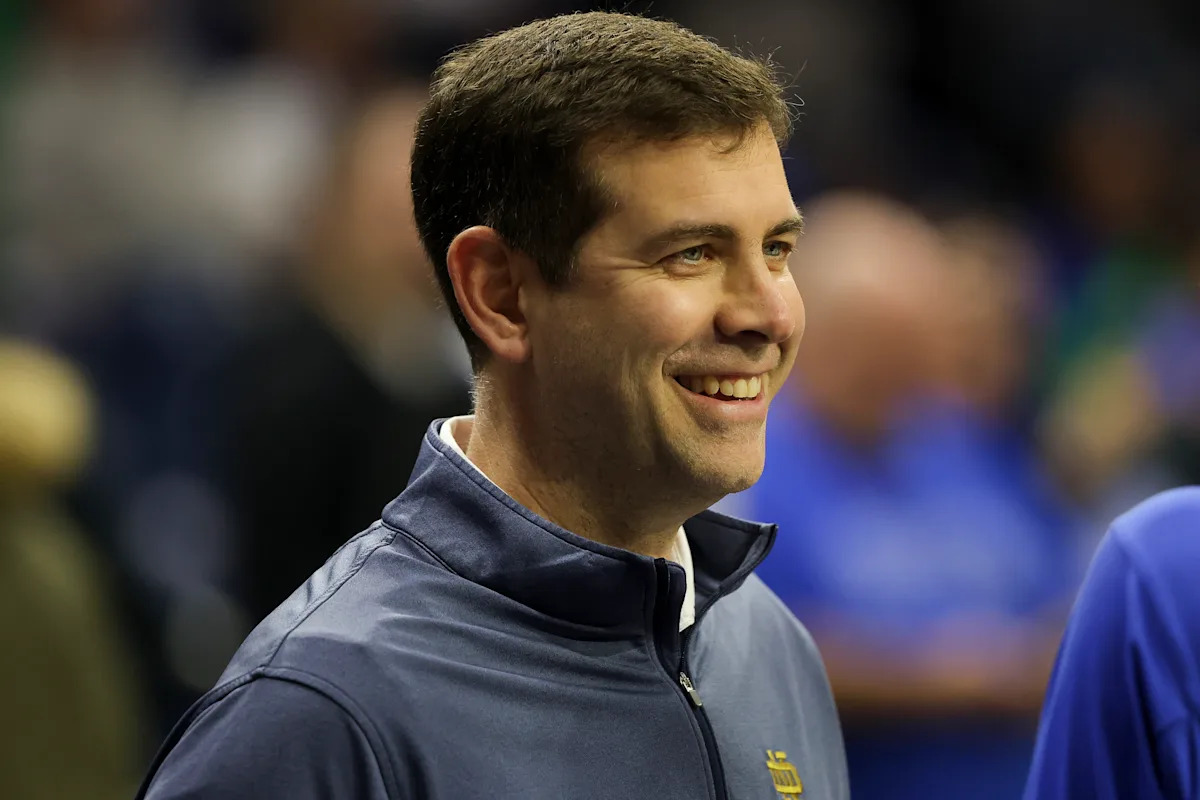 Celtics exec Brad Stevens reportedly says he's not interested in UNC job making waves