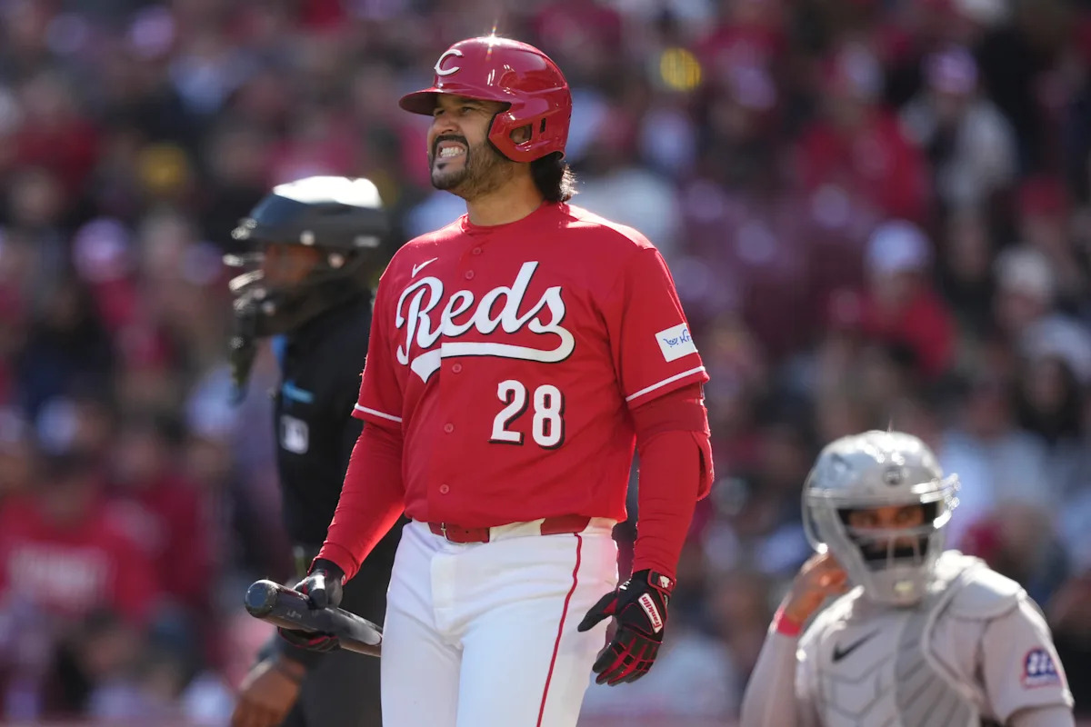 Reds 3B Eugenio Suarez uses ABS challenge to counter back-to-back blown calls reported globally