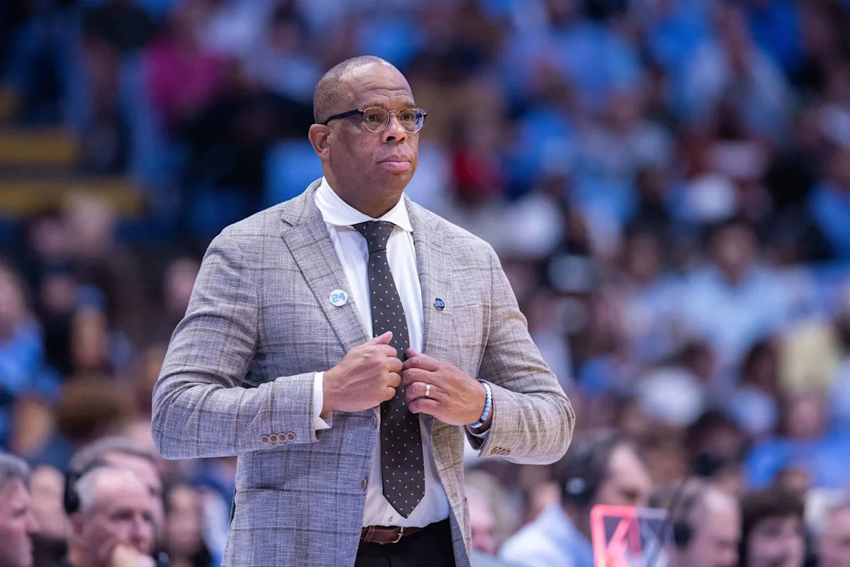 UNC reportedly fires Hubert Davis after 5 seasons making waves
