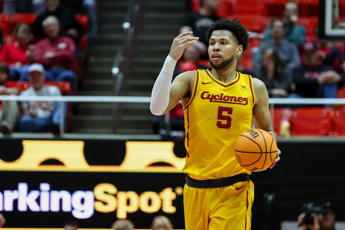 Star Iowa State forward Joshua Jefferson turns ankle -- exits first-round Showdown early hits headlines